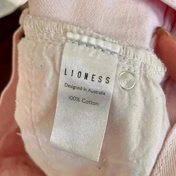 5 for $25 | Lioness Distressed Mini denim Skirt Pink  Size Small - Picture 3 of 5